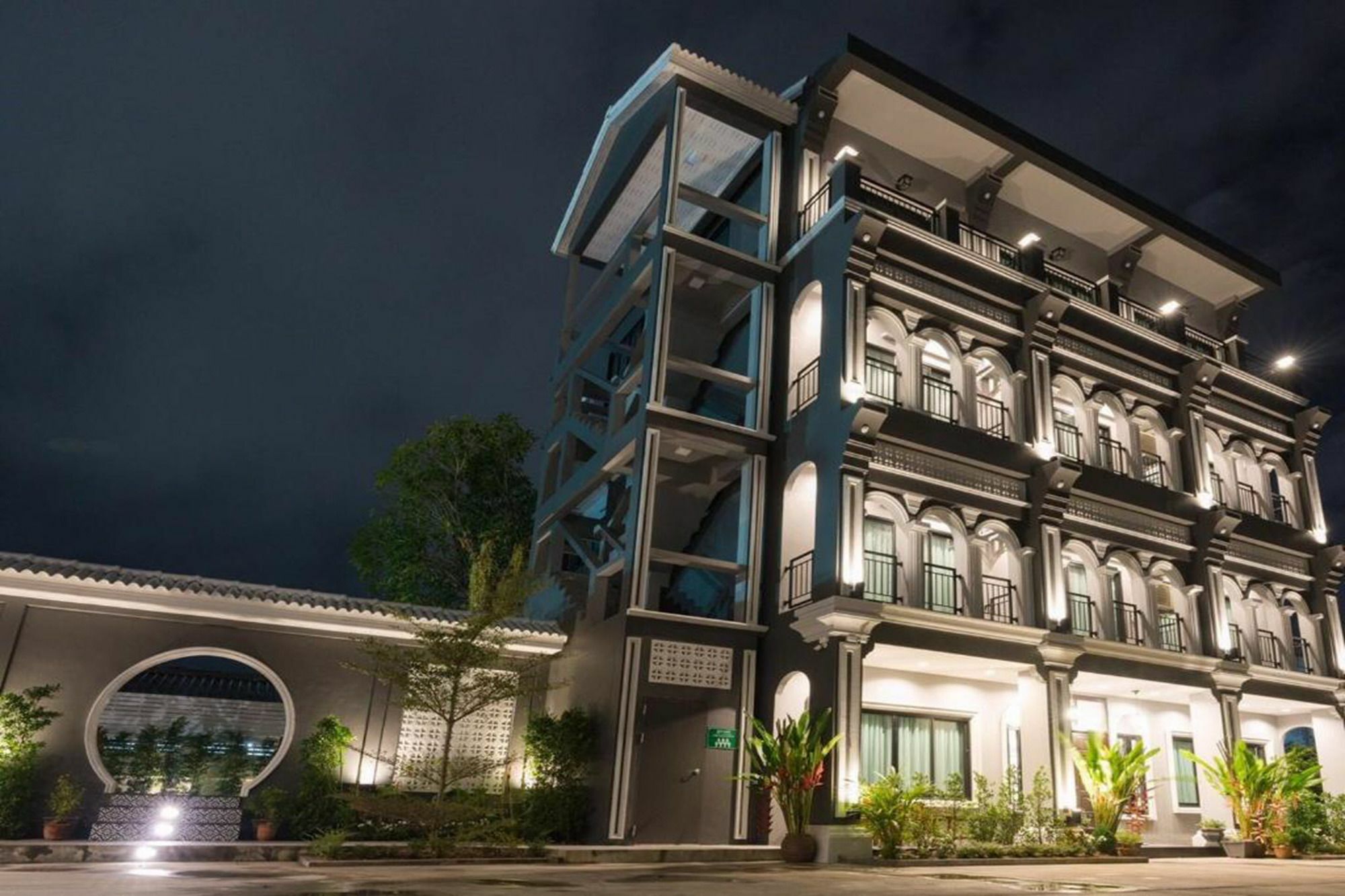 The Besavana Phuket - Sha Extra Plus Exterior photo